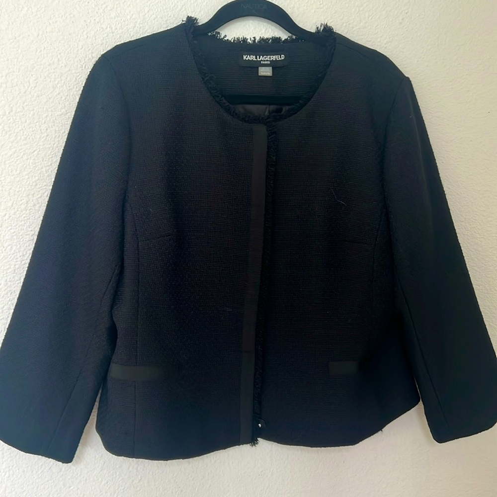 Karl Lagerfeld “Chanel like” jacket